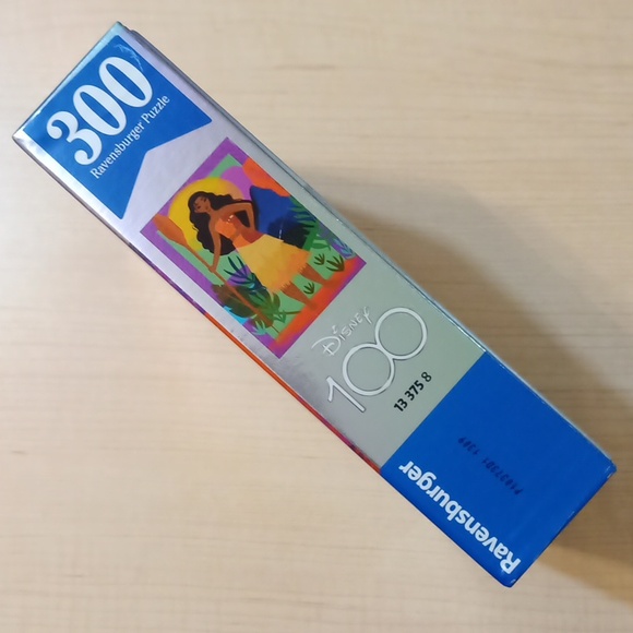 Disney Moana Ravensburger 300 pc jigsaw puzzle - Picture 7 of 7